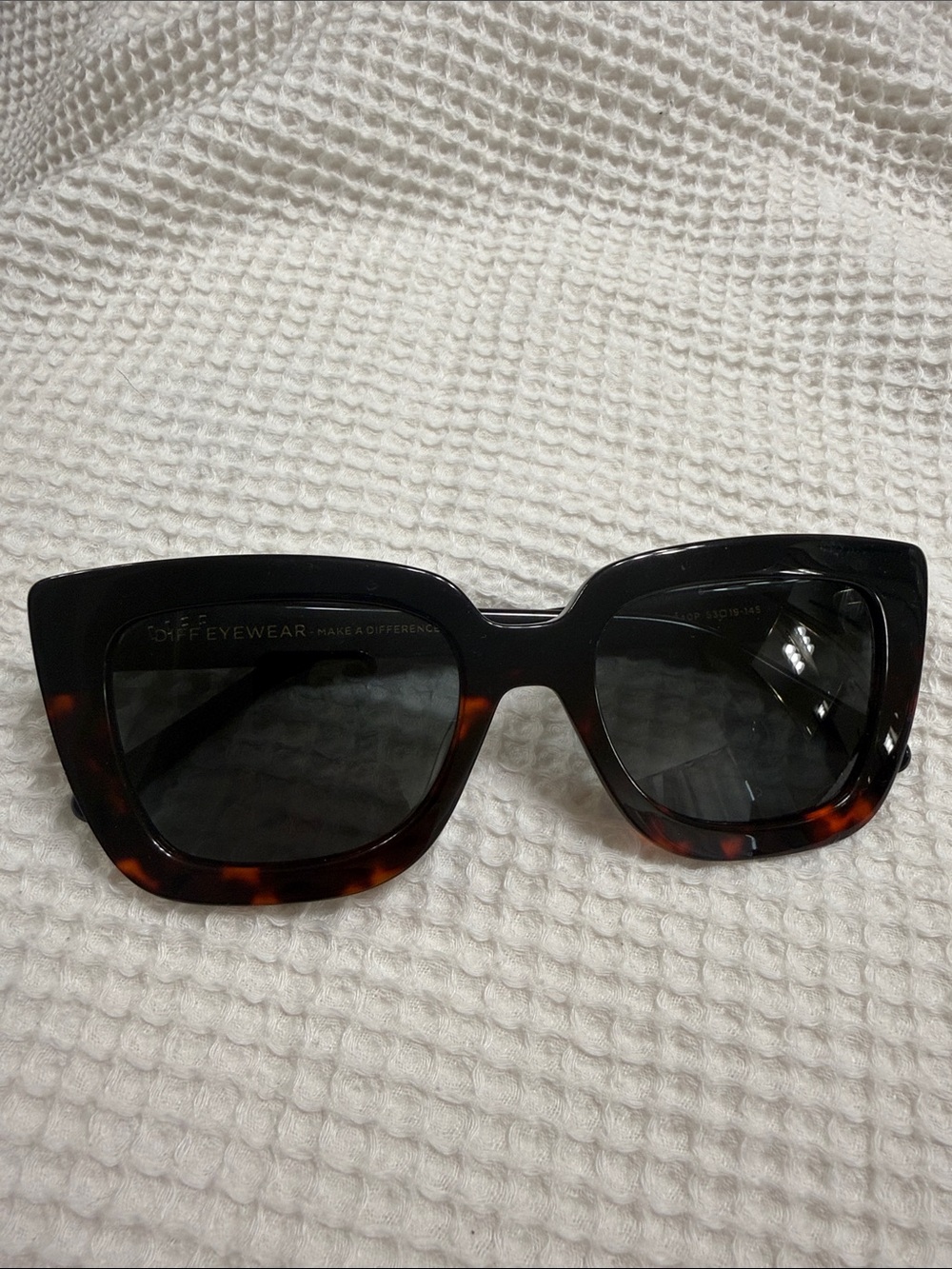 Diff- Tortoiseshell & Black Cat Eye Sunnies